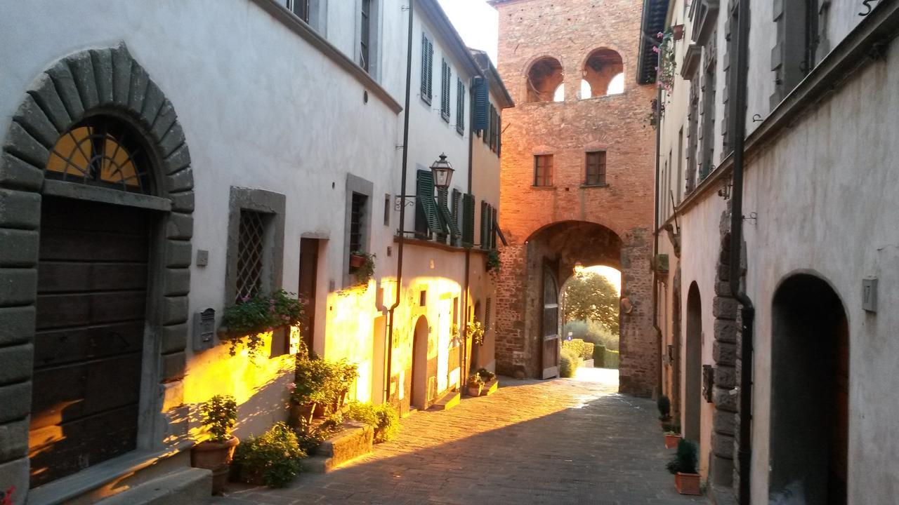 Bed and Breakfast Antica Casa Dei Rassicurati Монтекарло Экстерьер фото