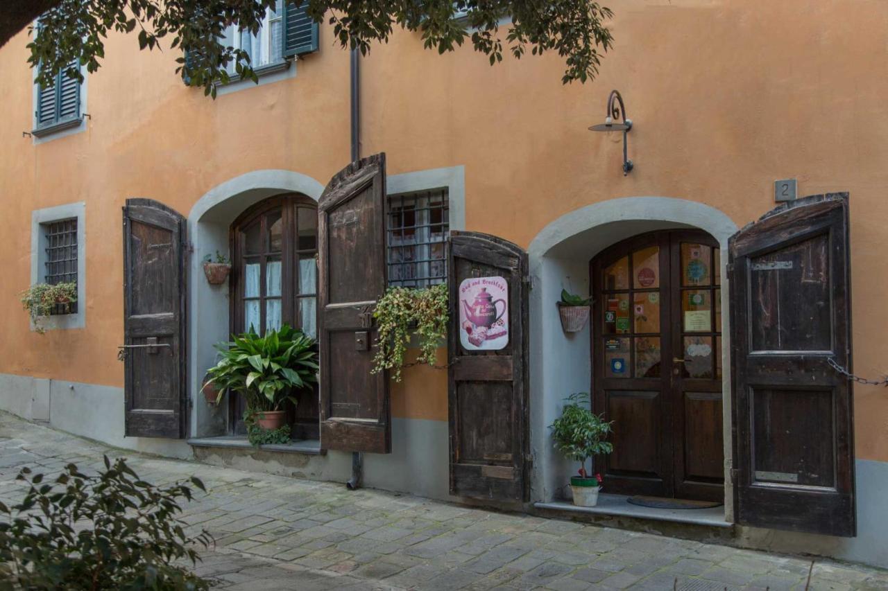 Bed and Breakfast Antica Casa Dei Rassicurati Монтекарло Экстерьер фото